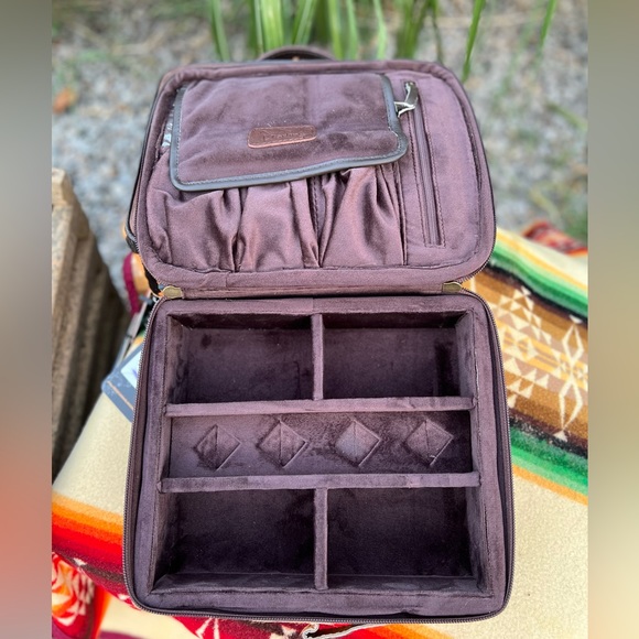 Leopard Cowhide Jewelry Travel Bag - Picture 3 of 5